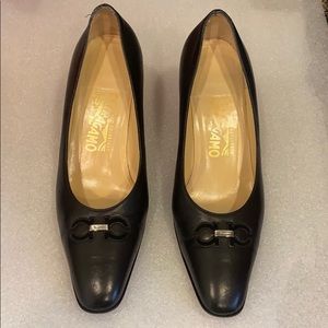 Salvatore Ferragamo Boutique Sue leather 6cm heels